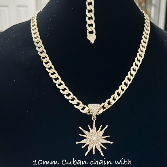 Meet your Posher, Michelle - Picture 5 of 16